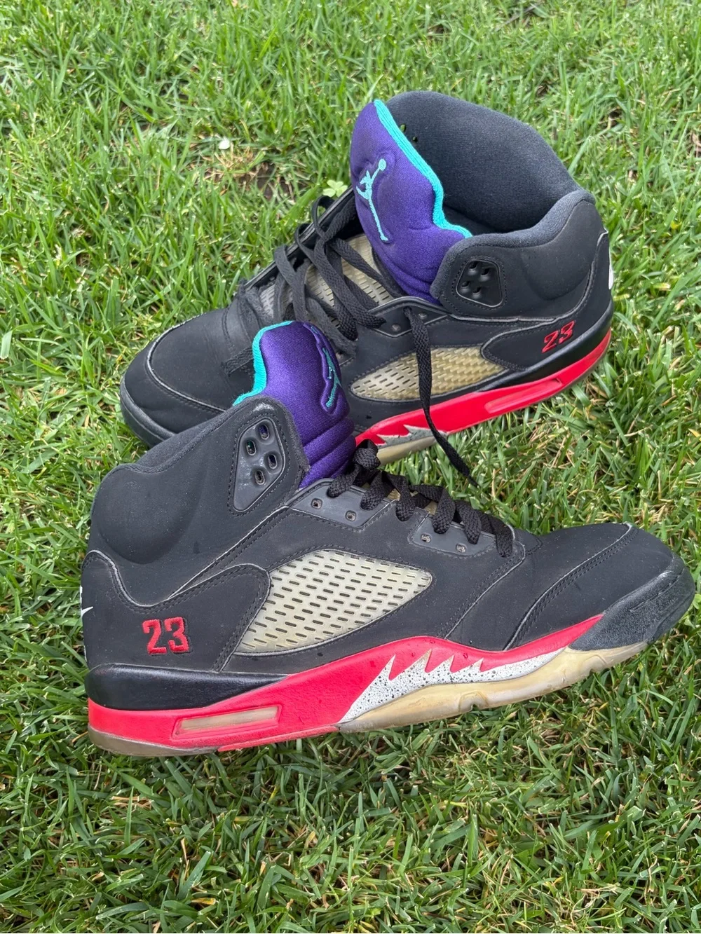 Nike Air Jordan Retro 5 Top 3 Fire Red Metallic Grape Sneakers size 10